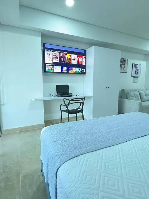 Cartagena Beach Apartsuites 0*,